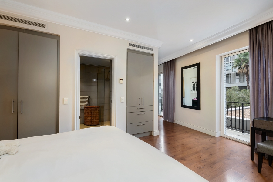1 Bedroom Property for Sale in Green Point Western Cape